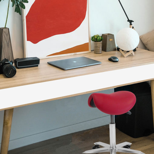 Saddle chair with desk